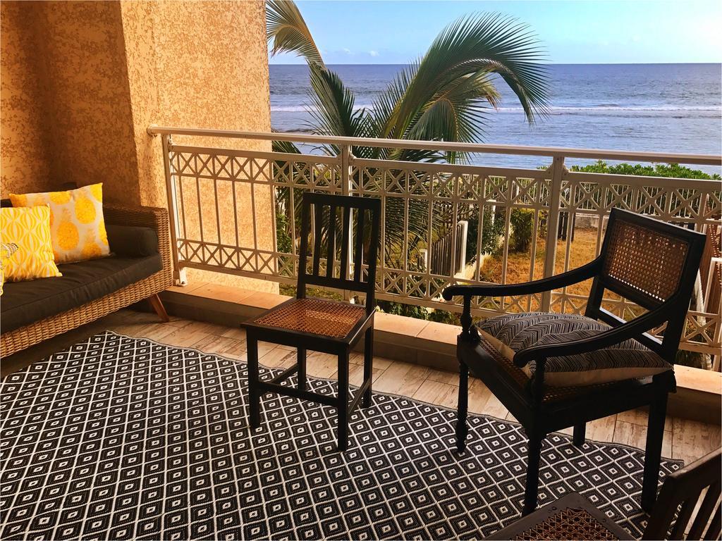 Le Petrel Blanc - Appartement Sur La Plage De La Souris Blanche Trois Bassins Екстериор снимка